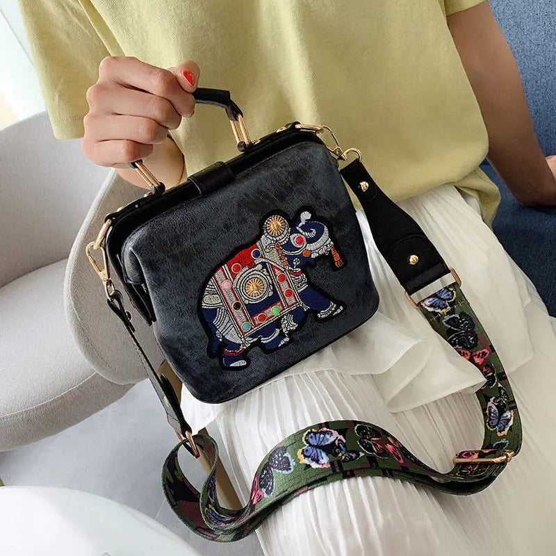 Designer Luxury Brand Handbags Crossbody Bags Elephant Embroidered Women Leather Handbag Messenger
