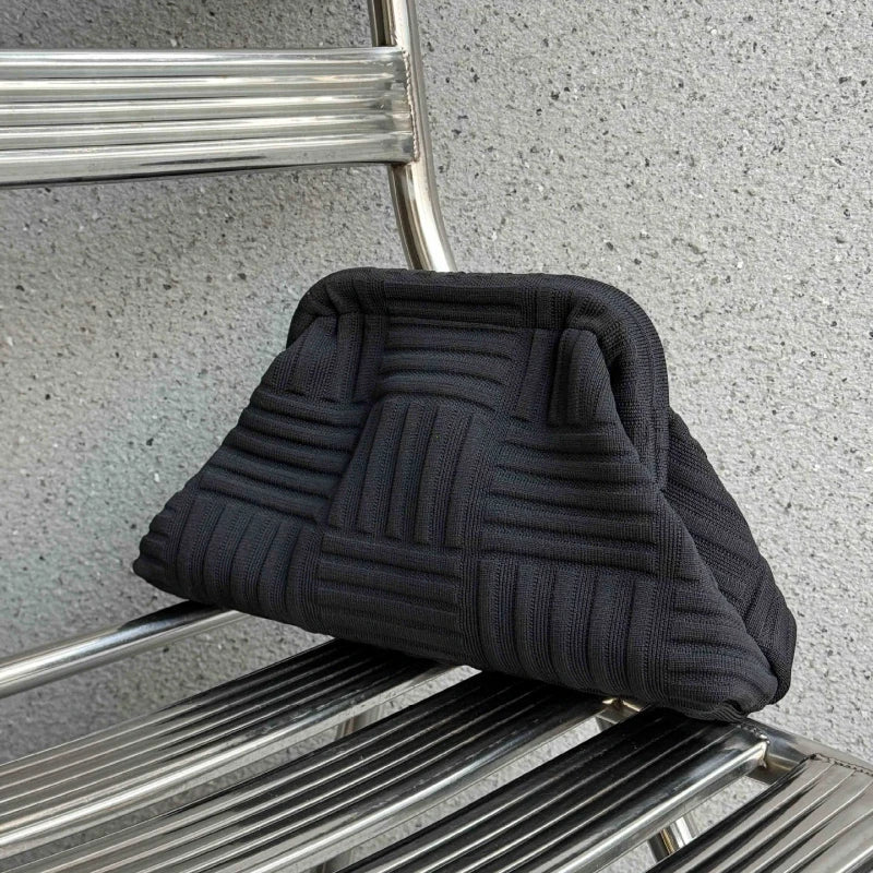 Girl Knitting Makeup Bag Large Capacity All-Match Contrast Color Clip Breathable Super Light Bags