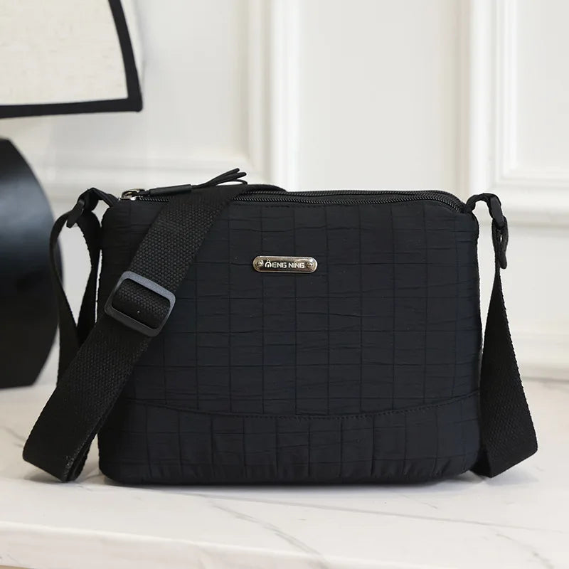 Large capacity ladies casual light travel nylon pleated wear-resistant shoulder crossbody bag