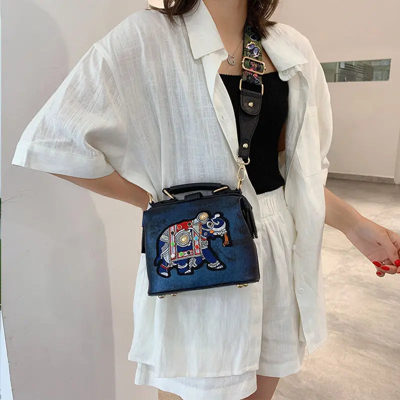 Designer Luxury Brand Handbags Crossbody Bags Elephant Embroidered Women Leather Handbag Messenger
