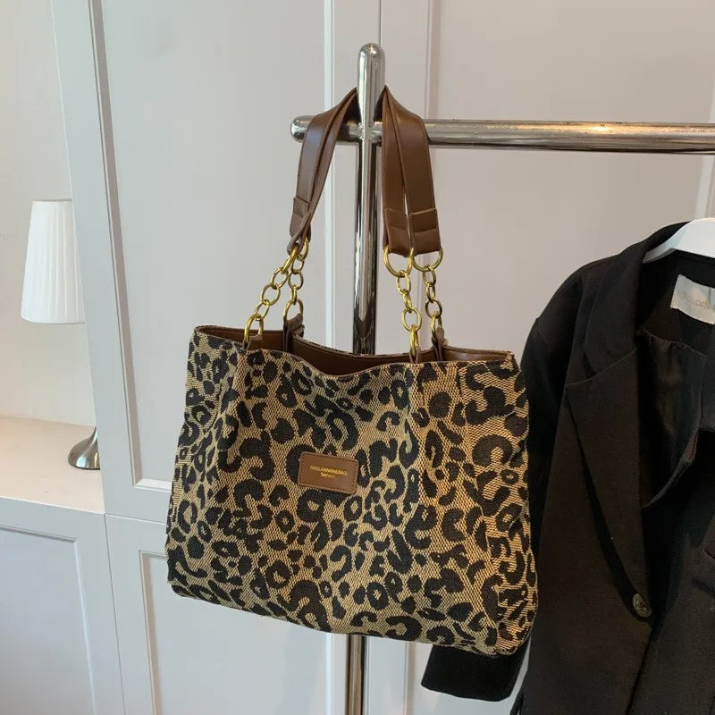 Leopard Print Tote Bag for Women – Large Capacity Retro Shoulder Bag