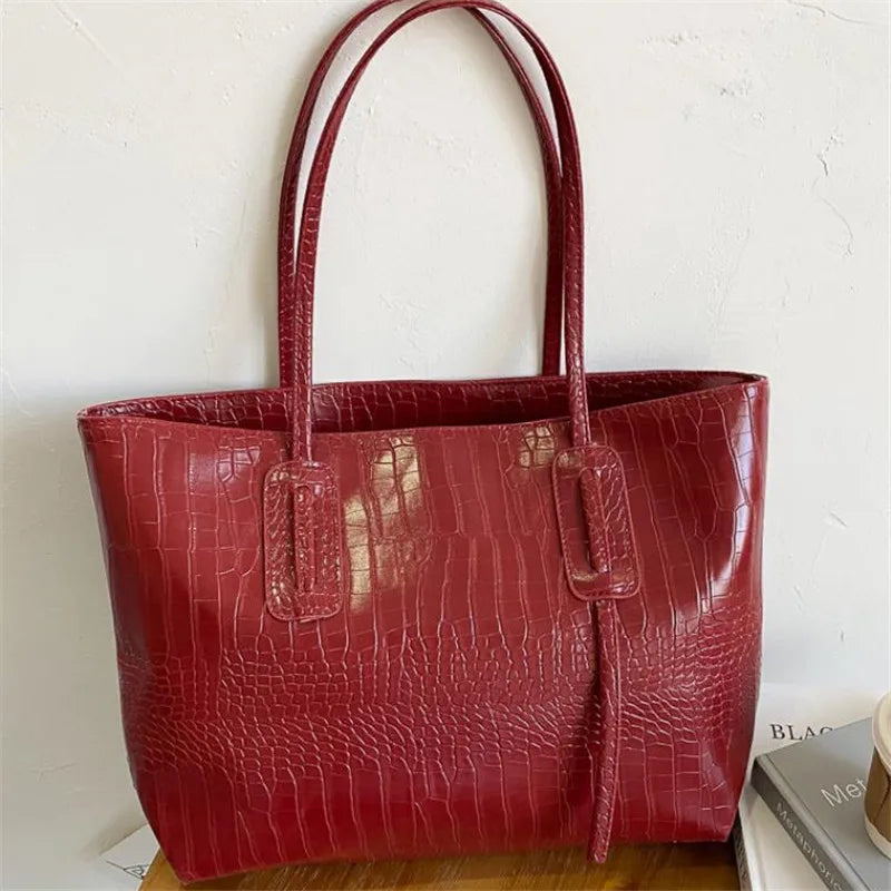 Large Capacity Tote Bag for Women – Croc-Embossed Shoulder Handbag