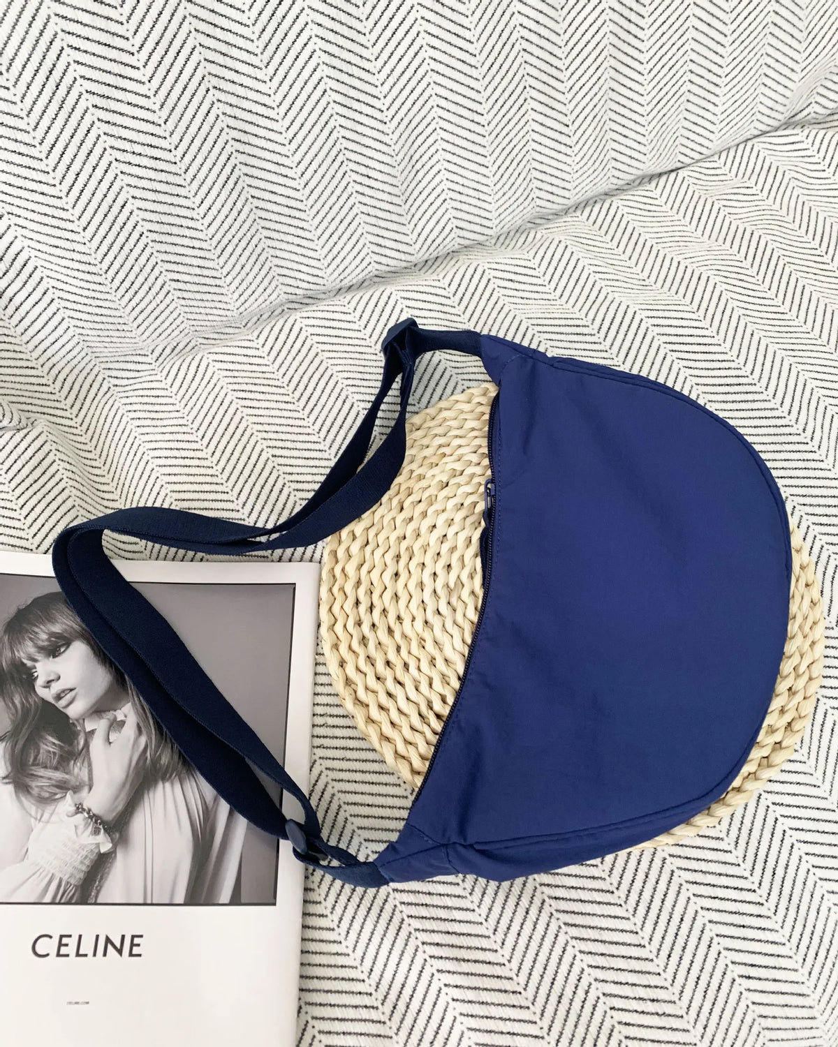 Nylon Crescent Crossbody Bag – Women's Lightweight Hobo Shoulder Bag