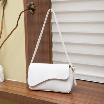 Lightweight Flap Shoulder Bag Vintage-Inspired Faux Leather Crossbody Purse Casual Outings Work