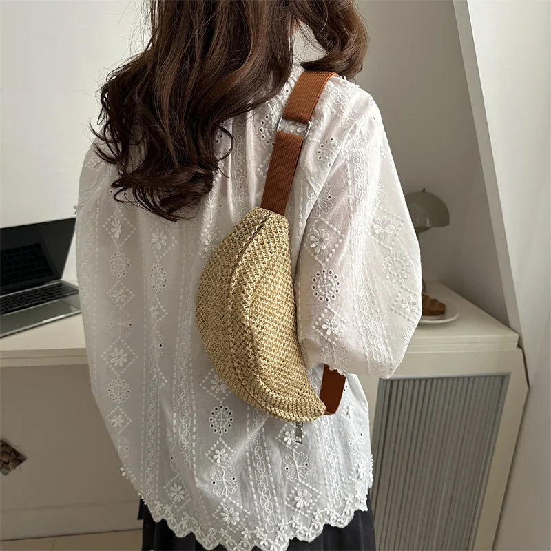 Straw Crossbody Bag for Women – Boho Woven Shoulder Bag with Adjustable Straps