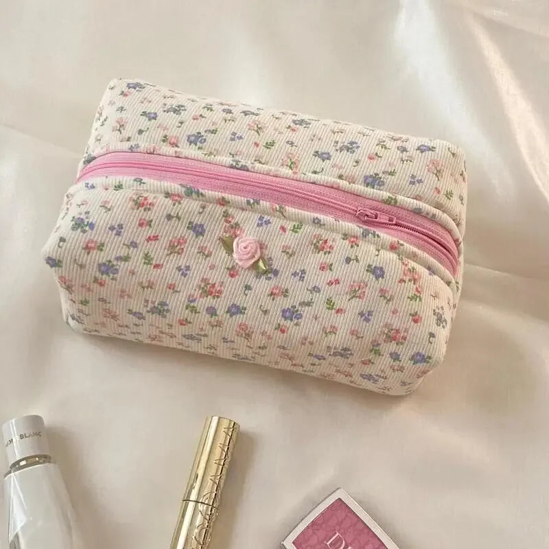 1 Piece Ins Makeup Case Elegant Simplicity Sweet Floral Lipstick Bag Portable Large Capacity