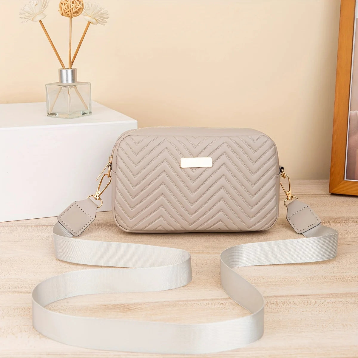 Quilted Crossbody Bag – Mini PU Leather Shoulder & Phone Purse