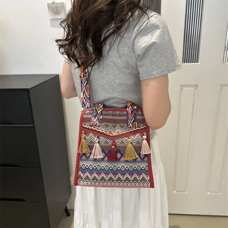 Boho Embroidered Crossbody Bag – Adjustable Strap Shoulder Bag for Women