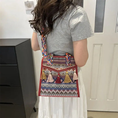 Boho Embroidered Crossbody Bag – Adjustable Strap Shoulder Bag for Women