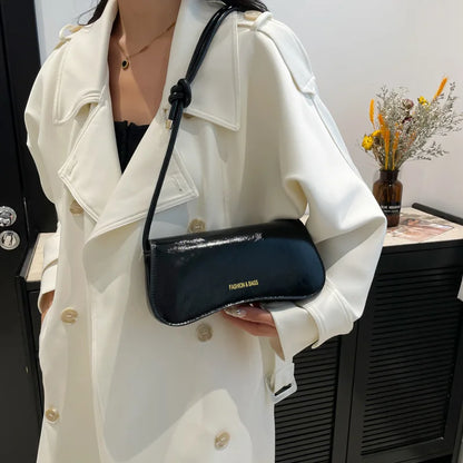 Crossbody Shoulder Bag for Women – Chic Mini Baguette Handbag