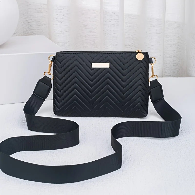 Large Capacity Versatile Shoulder Bags Small Crossbody Purse Gold Chain Accent Women Everyday