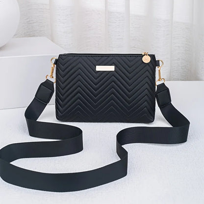 Large Capacity Versatile Shoulder Bags Small Crossbody Purse Gold Chain Accent Women Everyday