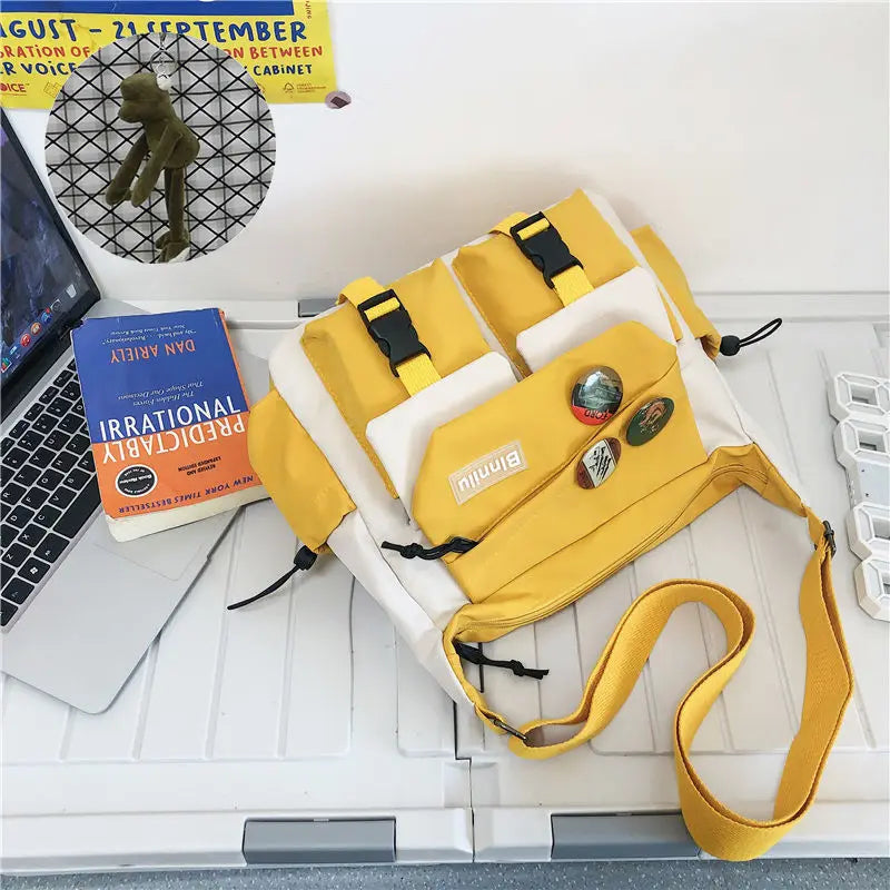 Waterproof Canvas Messenger Bag – Multi-Pocket Crossbody