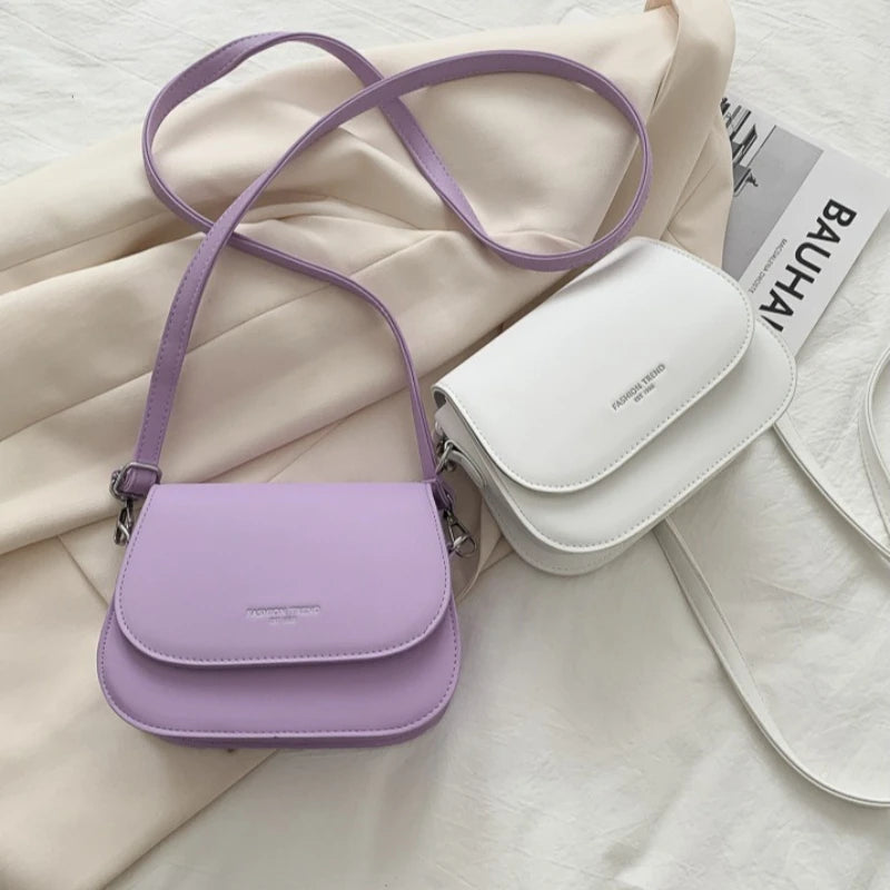 Saddle Crossbody Bag for Women – Minimalist Flap Shoulder Purse