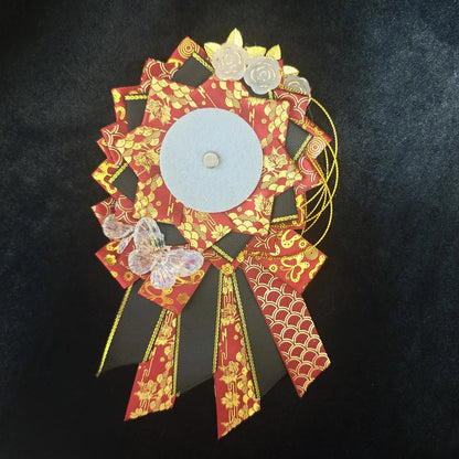 Itabag Ribbon Flower Badge Stand – Anime Pin Display Decoration
