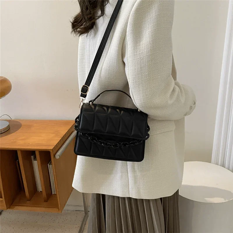 Quilted Crossbody Bag Women's Mini Handbag with Chain Strap