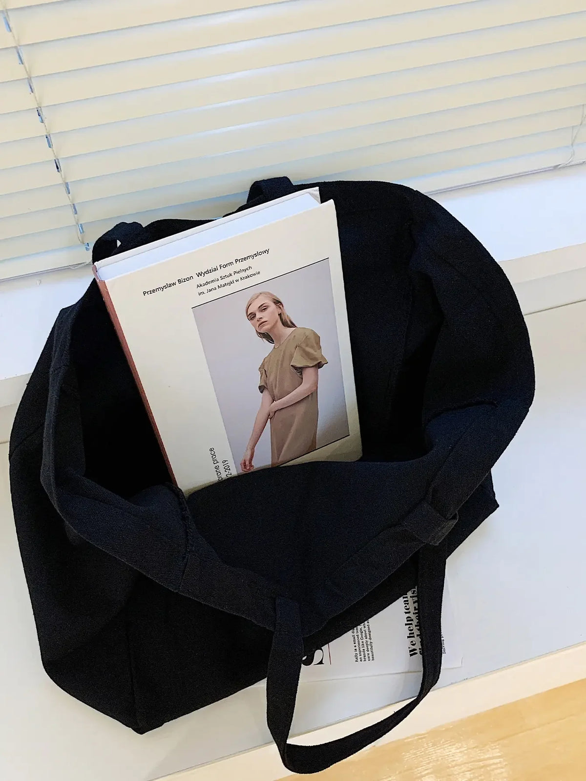 Fashionable Minimalist Solid Color Canvas Tote Bag Large Capacity Handbag Soft Durable Shoulder