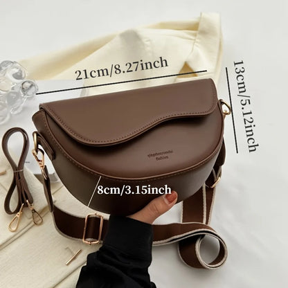 Minimalist Saddle Crossbody Bag – Wide Strap Shoulder Purse