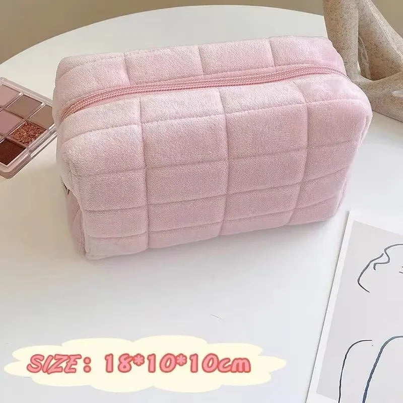 Homefish Stylish Large Capacity Pillow Shaped Storage Bag