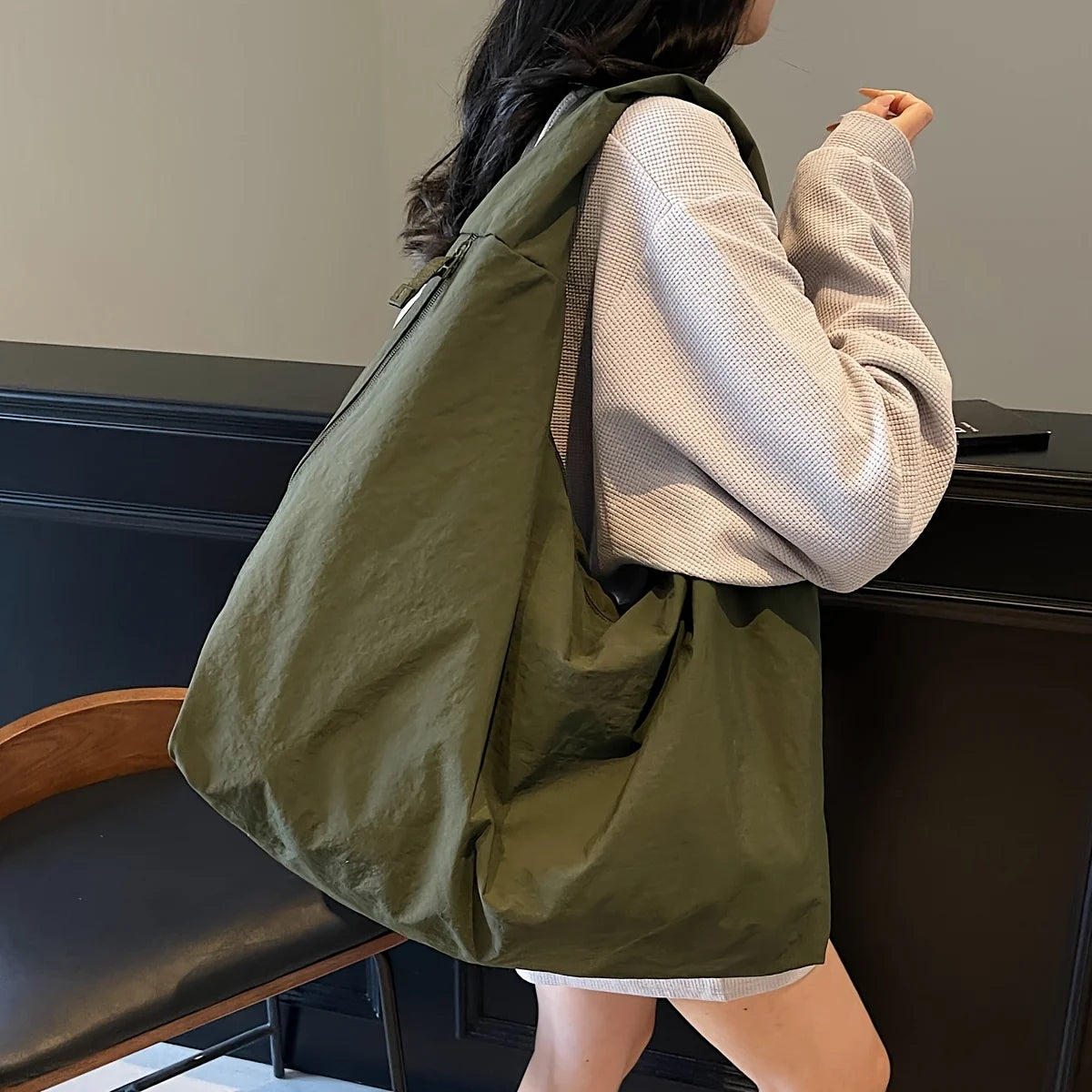 Nylon Tote Bag with Multiple Zipper Pockets – Solid Color Everyday Carry