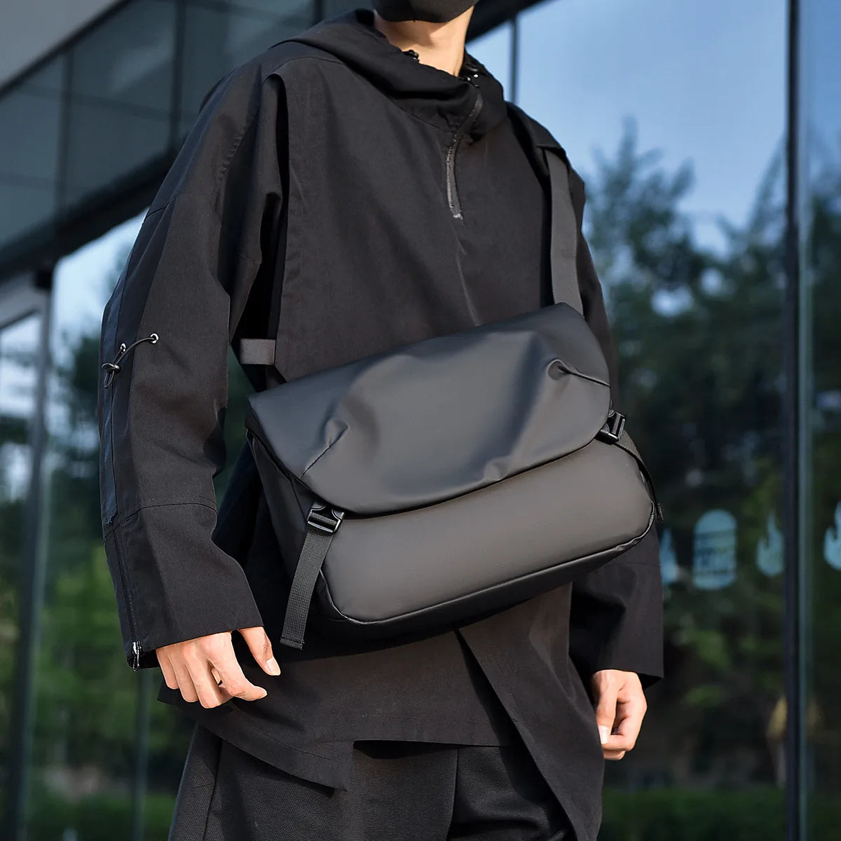 Versatile Simple Large Capacity Shoulder Crossbody Bag Waterproof Travel Function - Waterproof