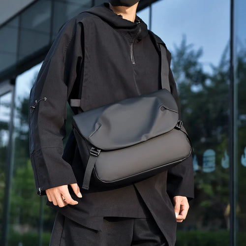 Versatile Simple Large Capacity Shoulder Crossbody Bag Waterproof Travel Function - Waterproof