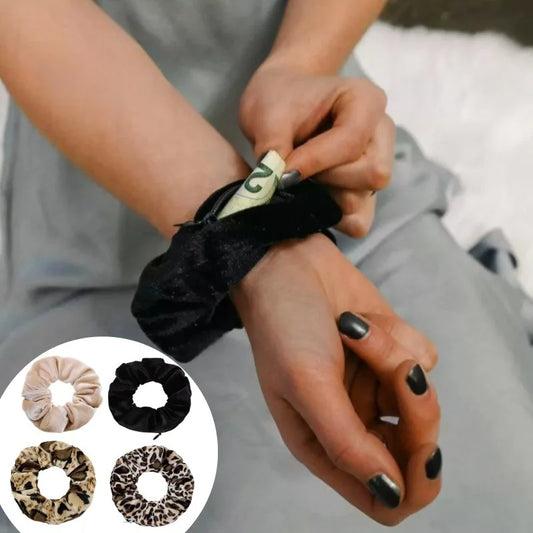 Zipper Scrunchie Coin Purse – Wristband Pouch for Running & Travel
