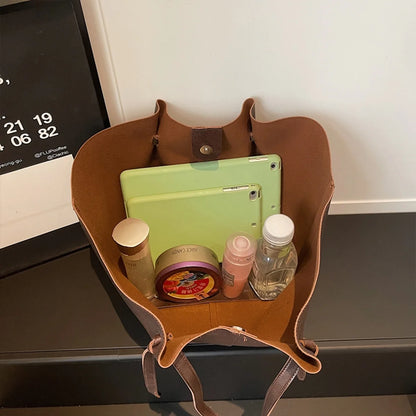 Vintage Tote Bag Delicate Quilting Base Studs Detachable Pouch Large Capacity Magnetic Snap Pu