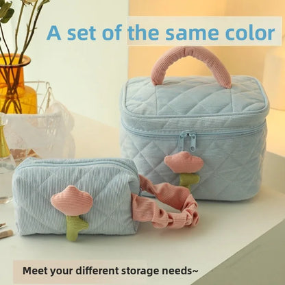 Quilted Makeup Bag with Padded Handle – Large Capacity Cosmetic Organizer