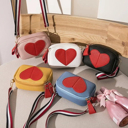 Heart-Shaped Crossbody Bag - Lychee Pattern Mini Shoulder Bag