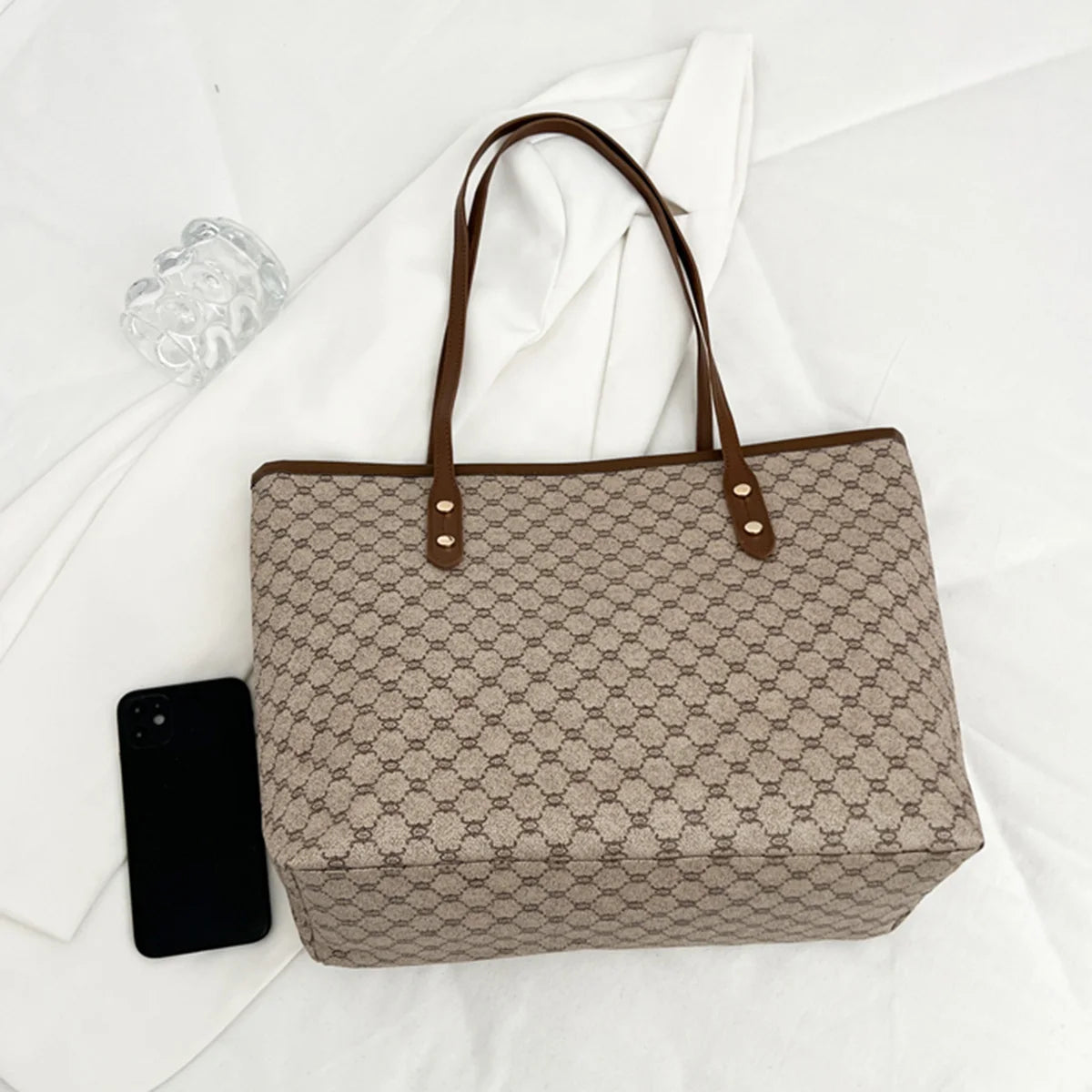 Luxury Vintage Women Shoulder Bag Monogram Print Rivet Pu Leather Tote Large Capacity Zipper Handbag
