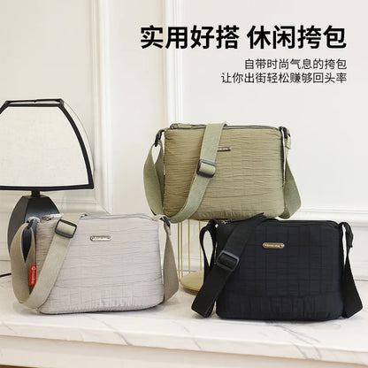 Large capacity ladies casual light travel nylon pleated wear-resistant shoulder crossbody bag