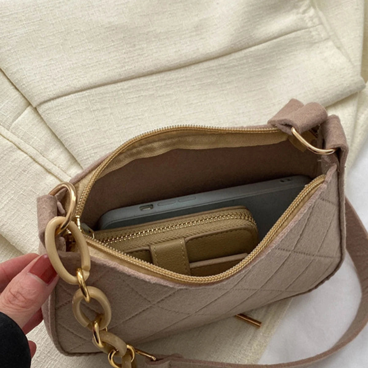 Women S Minimalist Felt Handbag - Lightweight Diamond Quilted Shoulder Bag Half-Chain Strap Zipper