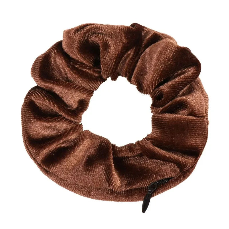 Zipper Scrunchie Coin Purse – Wristband Pouch for Running & Travel