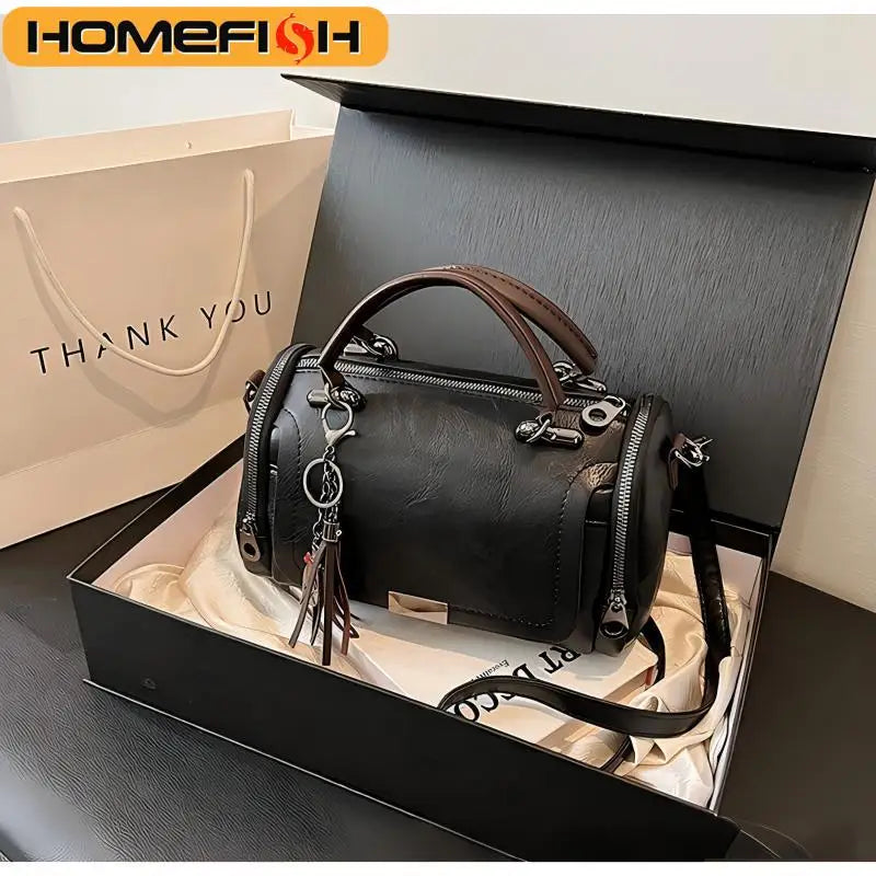 Homefish Large Capacity Shoulder Bag Women Tassel Decoration Detachable Chain Boston Handbag