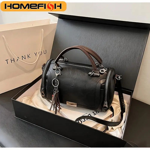 Homefish Large Capacity Shoulder Bag Women Tassel Decoration Detachable Chain Boston Handbag