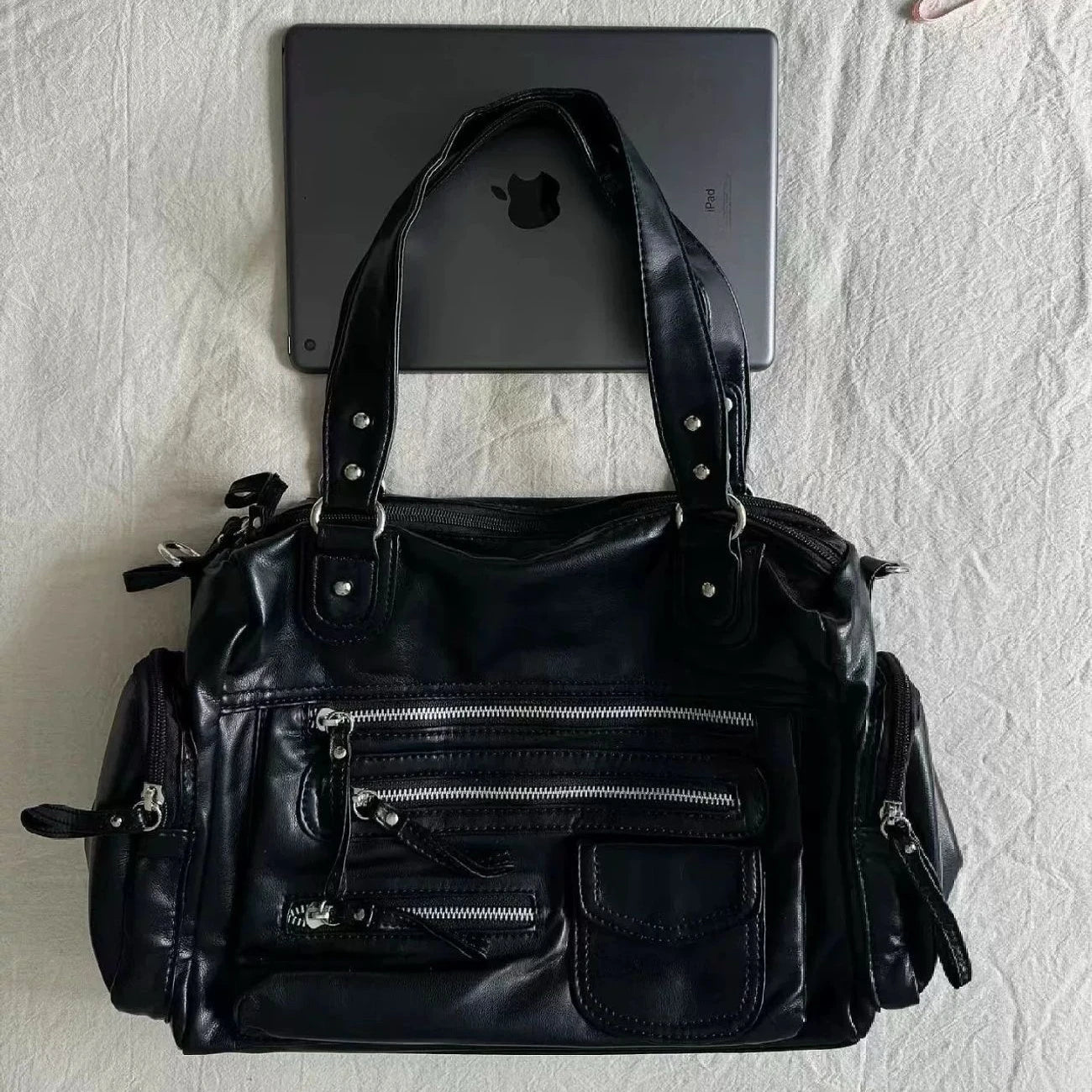 Y2K Gothic Crossbody Bag – Women's Black PU Leather Shoulder Bag