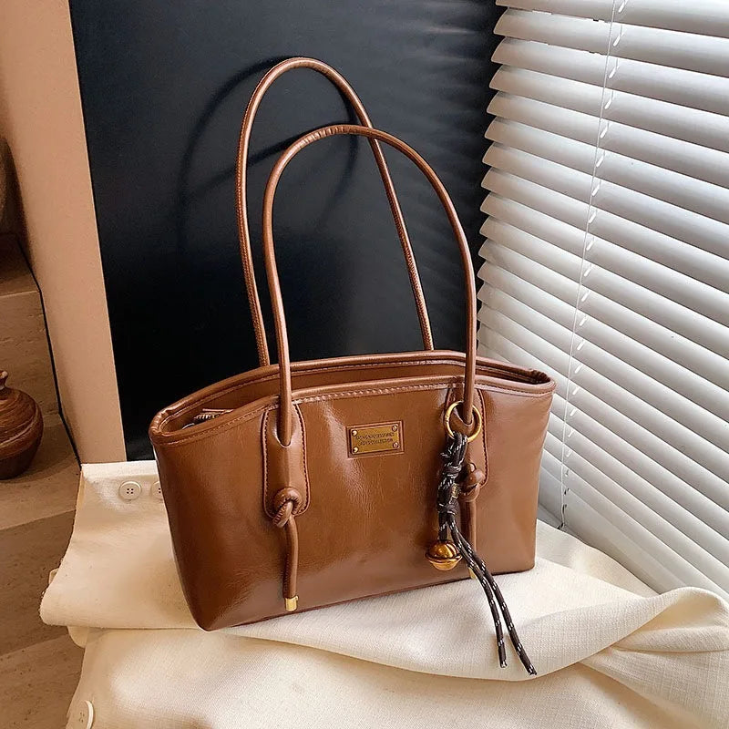 Large Capacity Tote Bag – Retro Soft Leather Shoulder Bag