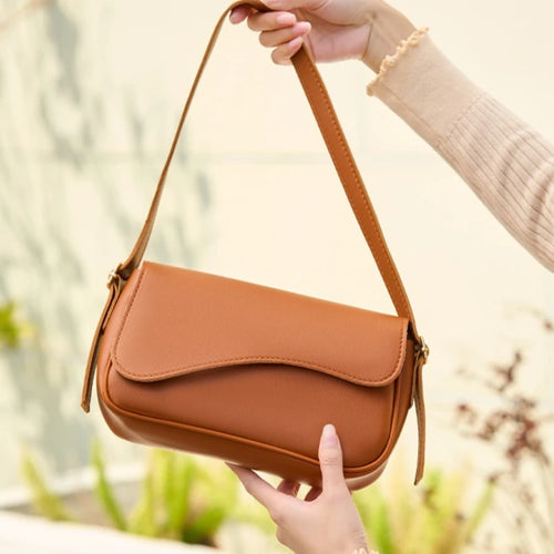 Lightweight Flap Shoulder Bag Vintage-Inspired Faux Leather Crossbody Purse Casual Outings Work