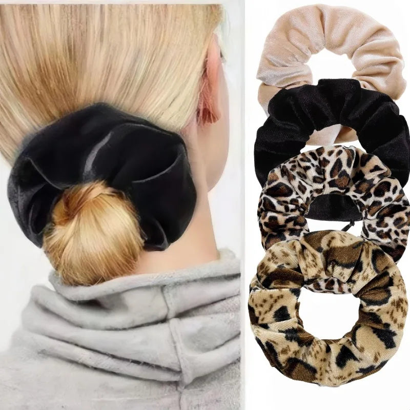 Zipper Scrunchie Coin Purse – Wristband Pouch for Running & Travel
