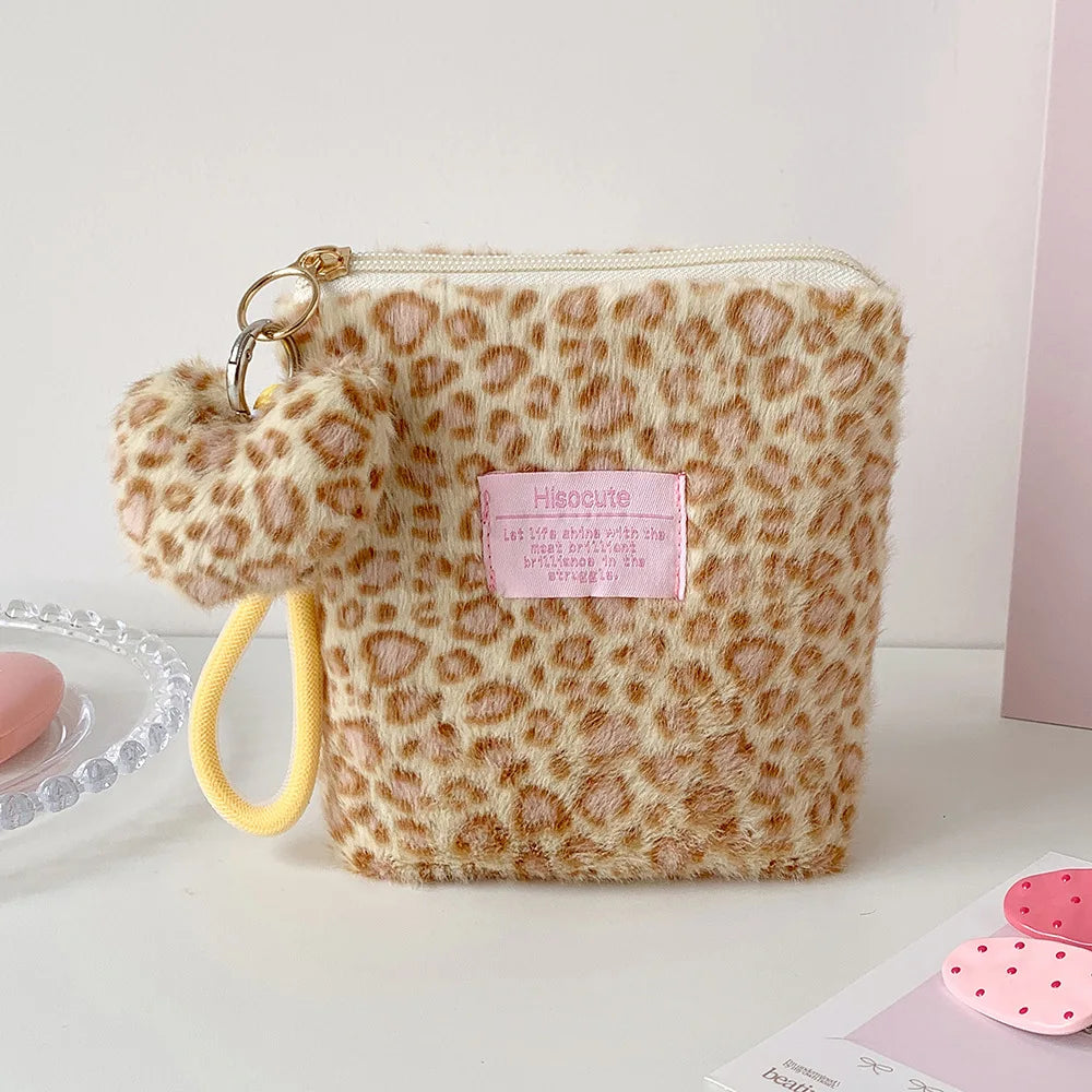 Vintage Plush Leopard Print Makeup Bag Girls Portable Skincare Organizer Students Small Toiletry