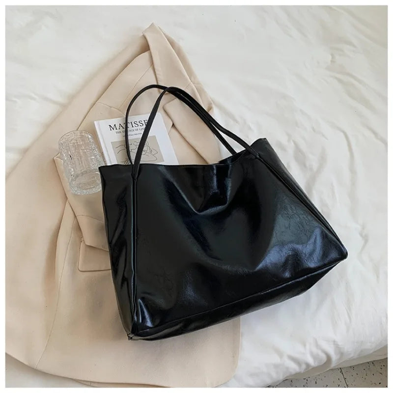 Large Capacity Retro PU Leather Tote Bag – Women's Shoulder Handbag