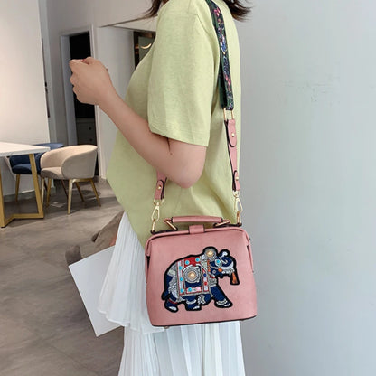 Fashionable Retro Embroidered Shoulder Bag Artistic Chinese Style Large Capacity Women S Crossbody