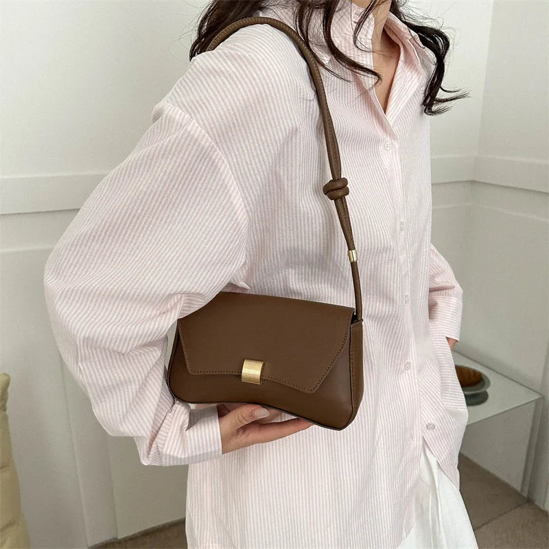 Stylish Versatile Shoulder Underarm Bag Simple Metal Buckle Handbag Messengerbag