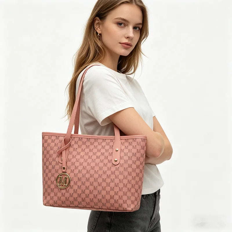 Chic Monogram Pu Tote Bag Gold M Pendant Spacious Stylish Handbag Shoulder Bags Women Everyday Use