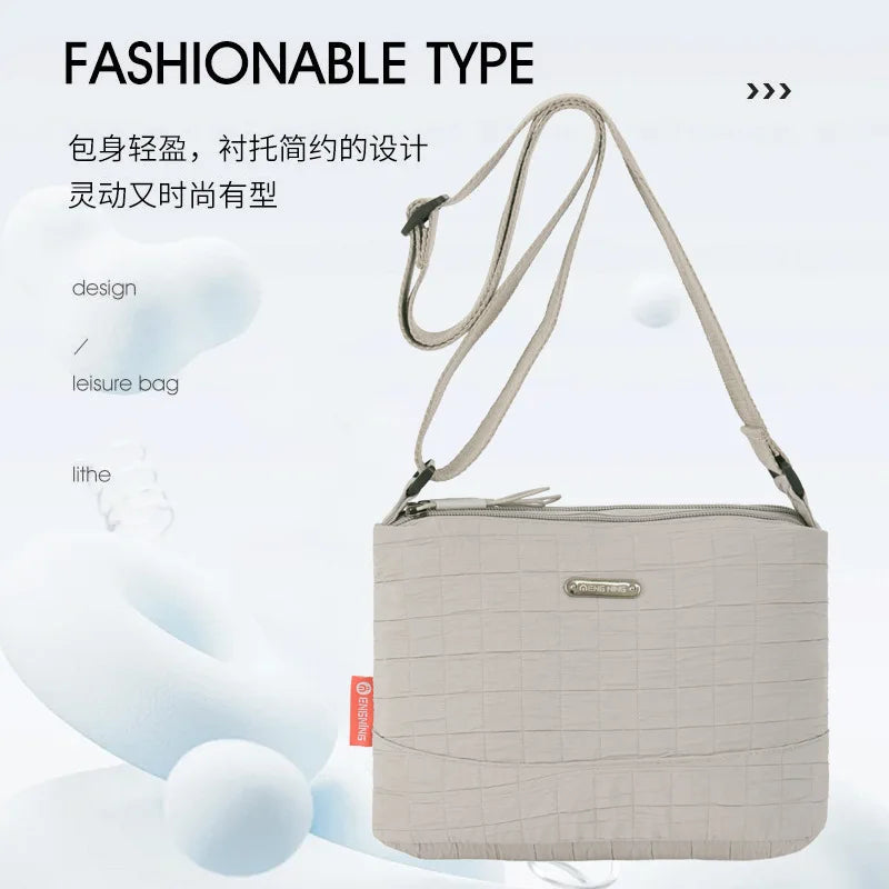 Large capacity ladies casual light travel nylon pleated wear-resistant shoulder crossbody bag