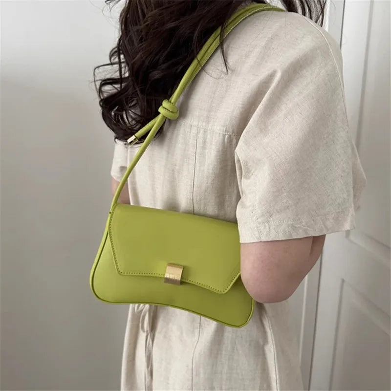Stylish Versatile Shoulder Underarm Bag Simple Metal Buckle Handbag Messengerbag