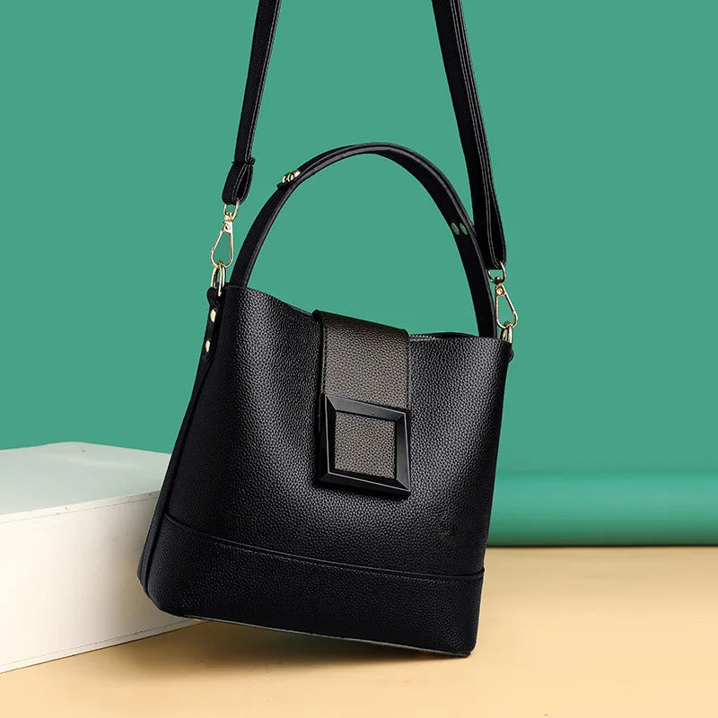 Leather Bucket Bag – Large Capacity Shoulder & Crossbody Handbag for Women