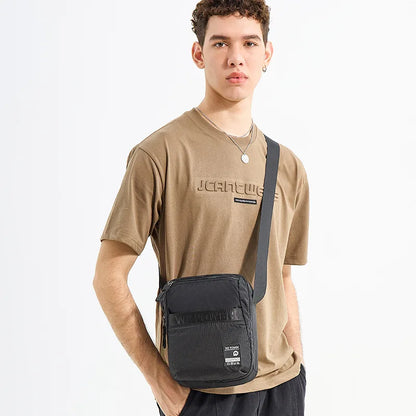 Nylon Waterproof Fashionable Single-Shoulder Crossbody Bag Men Casual Lightweight Outdoor Travel