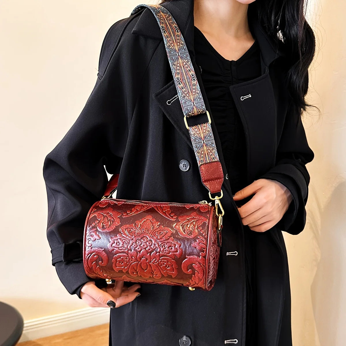 Retro Embossed Flower Leather Shoulder Bag Classic Cylinder Crossbody Bag Women Daily Use Party Work